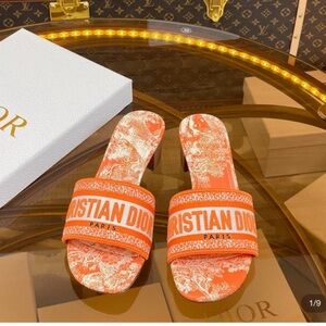 Christian Dior heeled dway slides